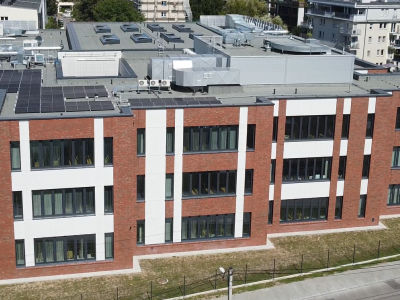 Galeria zdjęć z otwarcia nowej siedziby Zespołu Szkolno-Przedszkolnego nr 15 przy ul. Grochowej 23 i rozpoczęcia roku szkolnego