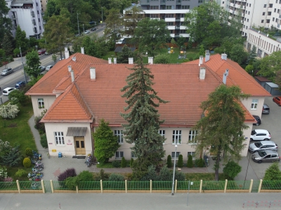 Samorządowe Przedszkole nr 82, ul. Głowackiego 2 - wymiana drzwi wewnętrznych (etap I) i inne prace remontowe