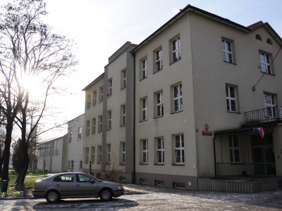 Szkoła Podstawowa nr 50, ul. Katowicka 28 - remont pomieszczeń edukacyjnych i inne prace remontowe
